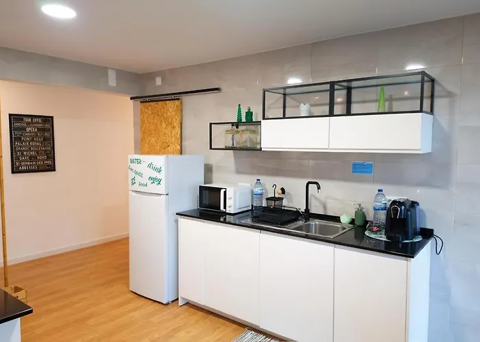 Benamar House
